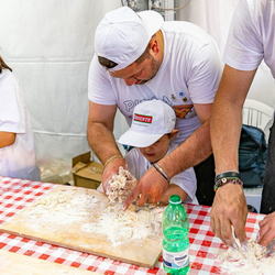 foto festa pizza