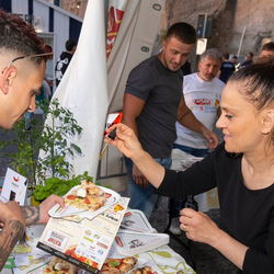 foto festa pizza