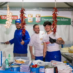 foto festa pizza