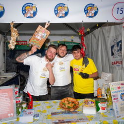 foto festa pizza